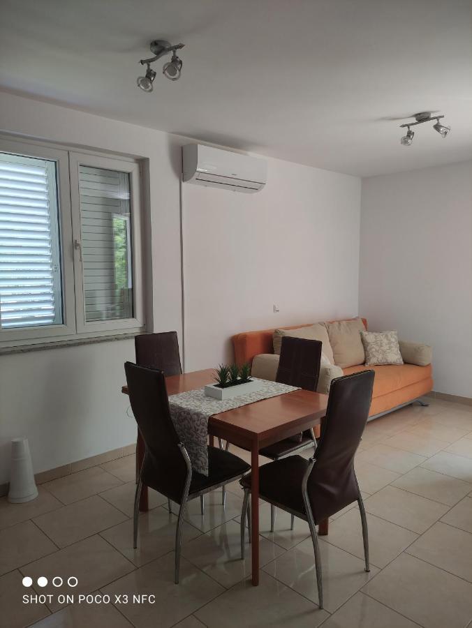 Ferienwohnung Casa Natalia Novalja Exterior foto